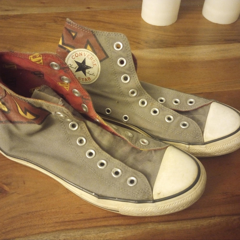 Superman Converse Hi Tops, Men's 7